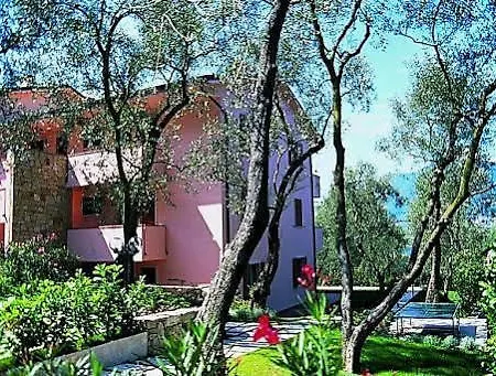 Gardablu Appart hôtel Brenzone